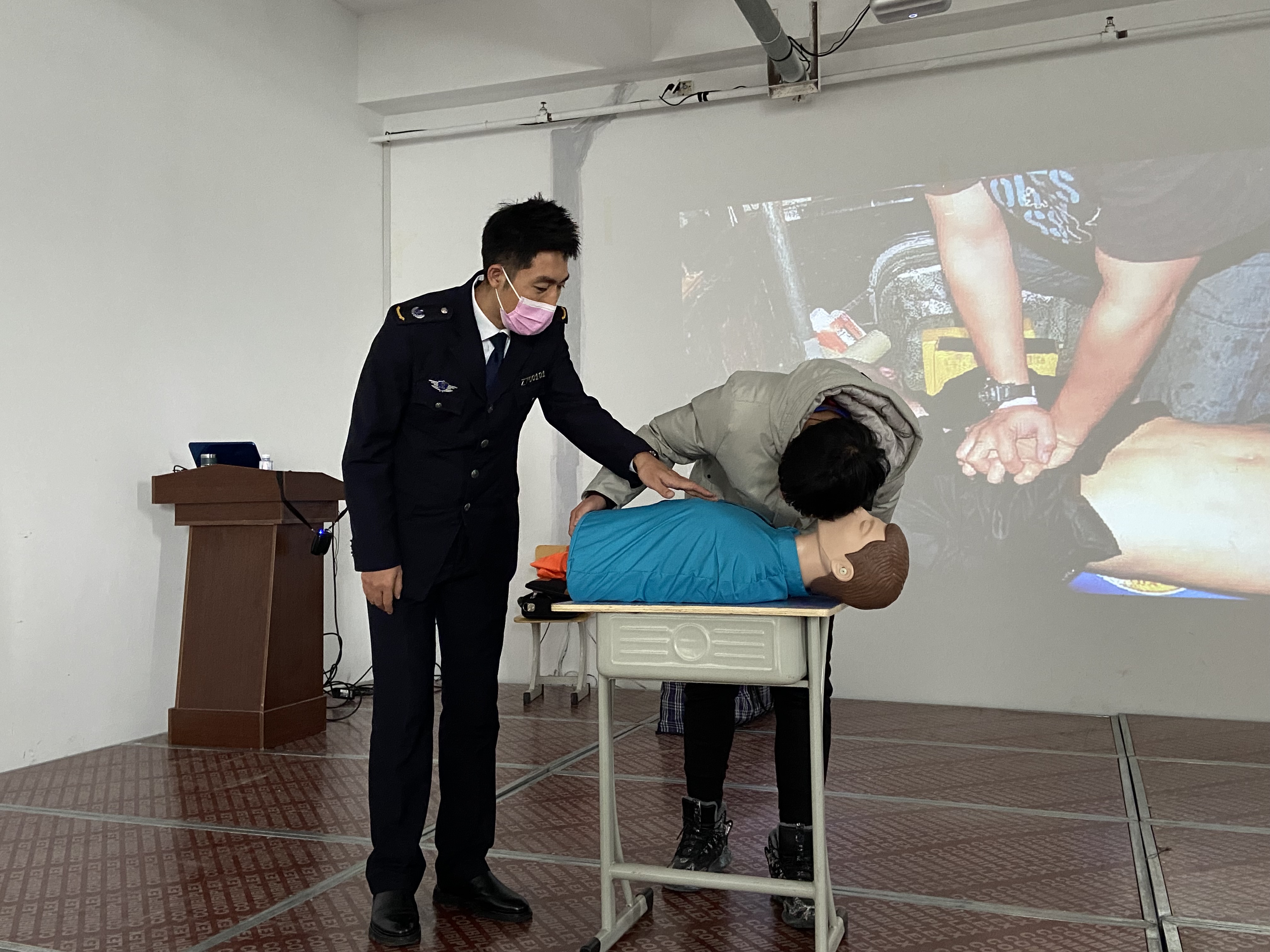 “珍爱生命，远离火灾”——消防安全演练(图5)